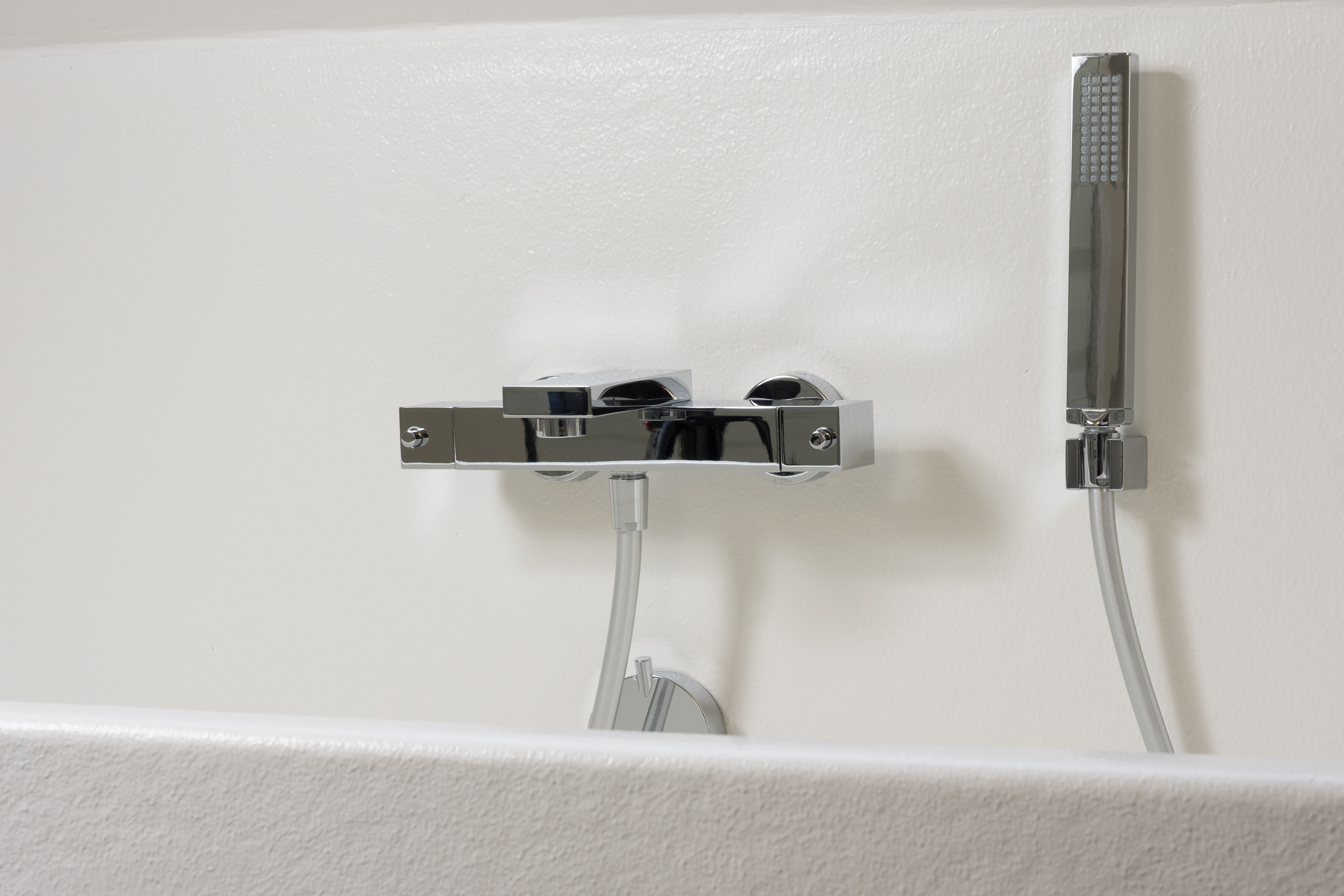 Grohe kraanwerk in Voegloze Badkamer te Geluwe