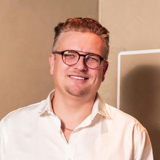 Dieter Provoost (zaakvoerder Voegloze Badkamer)